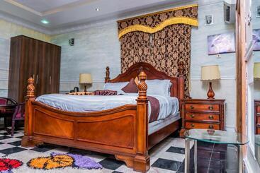 هتل Gallani Suites