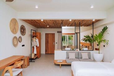 هتل Samawa Living