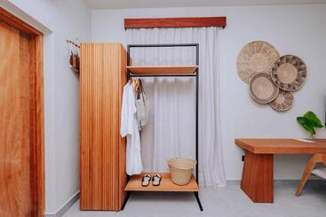 هتل Samawa Living