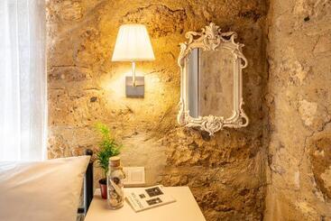 İmerek Taş Ev Otel Alaçatı