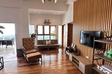 پانسیون Veronica View Guesthouse