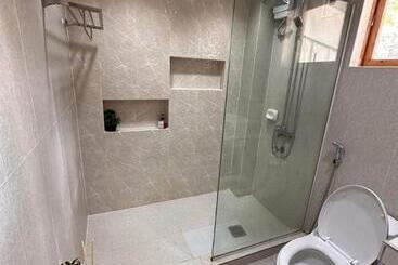 پانسیون Veronica View Guesthouse