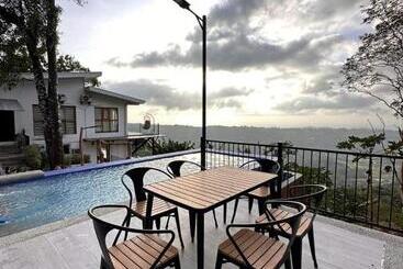پانسیون Veronica View Guesthouse