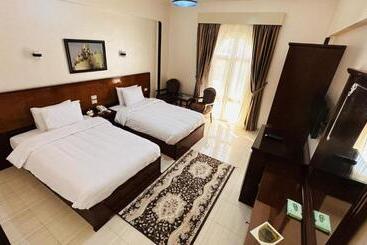 Badr Hotel & Resort El Kharga