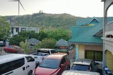 تختخواب و صبحانه Glenmark S Homestay