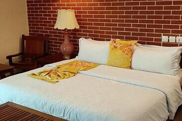 هتل Grand Hôtel Aéroport, Douala