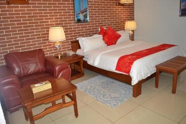 هتل Grand Hôtel Aéroport, Douala