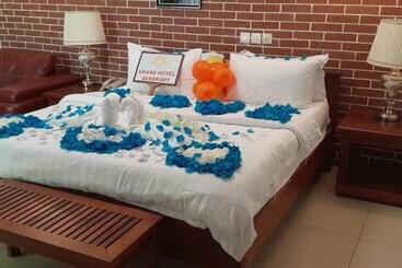 هتل Grand Hôtel Aéroport, Douala