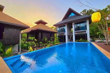 هتل Baan Koh Kwang Pool Villa Krabi