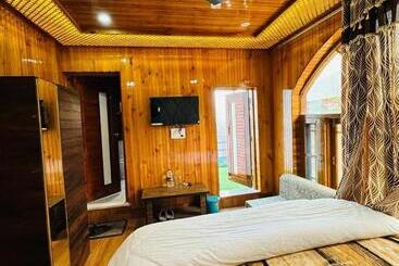 호텔 Frosty Mountain Resort