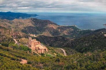 پانسیون Cap De Creus : Bungalow, Jardin Y Vista Al Mar