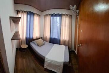 پانسیون Hostel Casa Mar