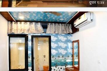 تختخواب و صبحانه Sun Nisarg Blue Resort And Cottage Alibag Varsoli Bech Road