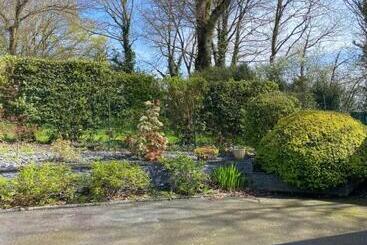 تختخواب و صبحانه Sur Le Chemin Des Hortensias