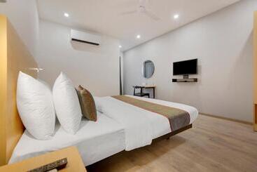 هتل Cozy Cave Luxury