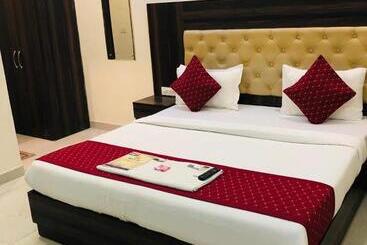 هتل Cozy Cave Luxury