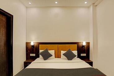 هتل Cozy Cave Luxury