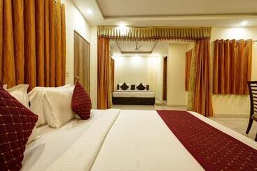 هتل Cozy Cave Luxury