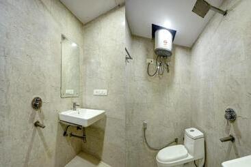 هتل Cozy Cave Luxury