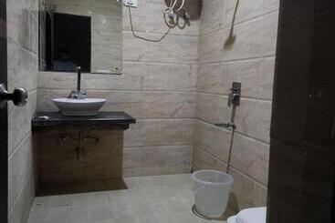 هتل Cozy Cave Luxury