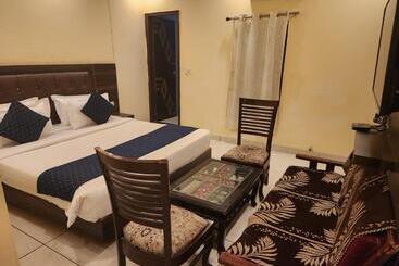 هتل Cozy Cave Luxury