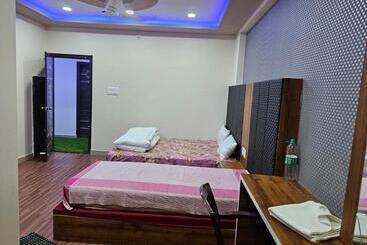 هتل Jabair Hospitality Services