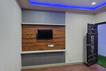 هتل Jabair Hospitality Services