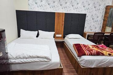 هتل Jabair Hospitality Services