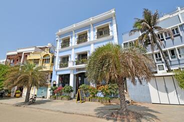 هتل Sea Gadabout   Seaside Stays