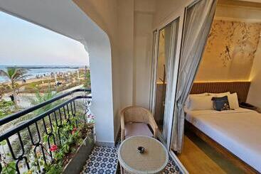 هتل Sea Gadabout   Seaside Stays