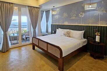 هتل Sea Gadabout   Seaside Stays