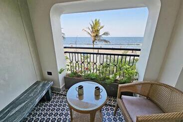 هتل Sea Gadabout   Seaside Stays