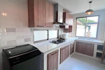 펜션 Cozy Maison Homestay
