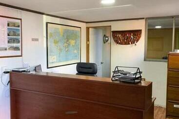 پانسیون Hostal Ibiza