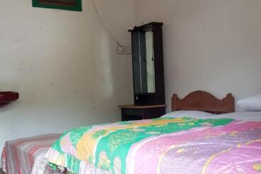 پانسیون Merids