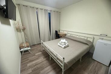 پانسیون Park 20 Guest House