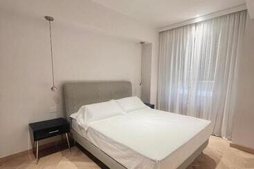 پانسیون The Old Palace Luxury Suites Signoria