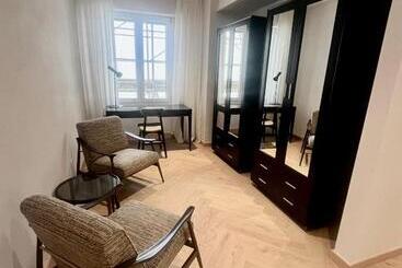 پانسیون The Old Palace  Luxury Suites Signoria