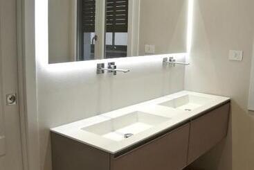 پانسیون The Old Palace  Luxury Suites Signoria