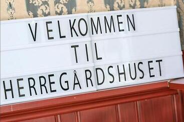 هاستل Herregårdshuset As