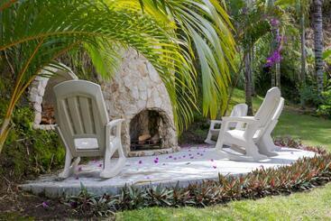 تختخواب و صبحانه Casa Cascada  Casita Yolo