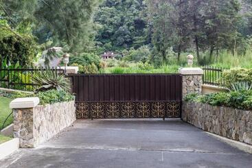 تختخواب و صبحانه Casa Cascada  Casita Yolo