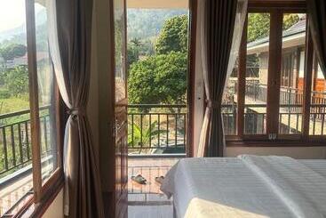 تختخواب و صبحانه Peaceful Maichau Homestay