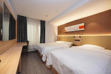 هتل Beijing Dongdan