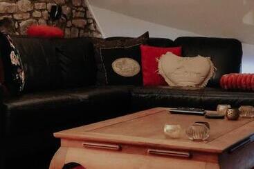 پانسیون L Eden Suite Privative Avec Jacuzzi Et Sauna