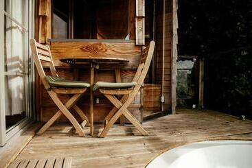 پانسیون L Escale Zen   Tiny House