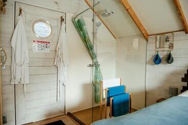 پانسیون L Escale Zen   Tiny House