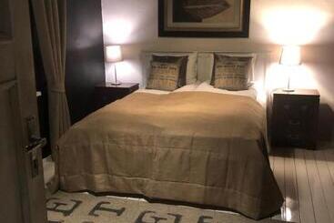 پانسیون Ontika Guesthouse