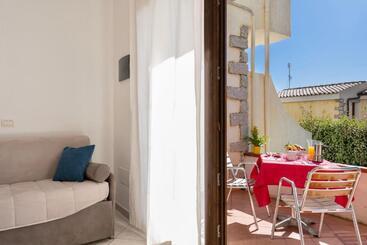 Residence With Swimming Pool In Badesi, Apartments With Air Conditioning And Private Outdoor Area