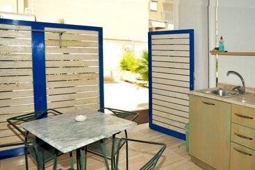 تختخواب و صبحانه Cala Dei Normanni   Camere Sul Lungomare